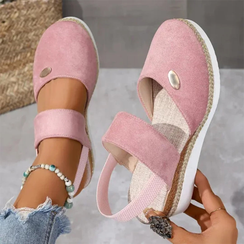 Geschlossene Zehen Riemchensandalen mit niedrigem Keil